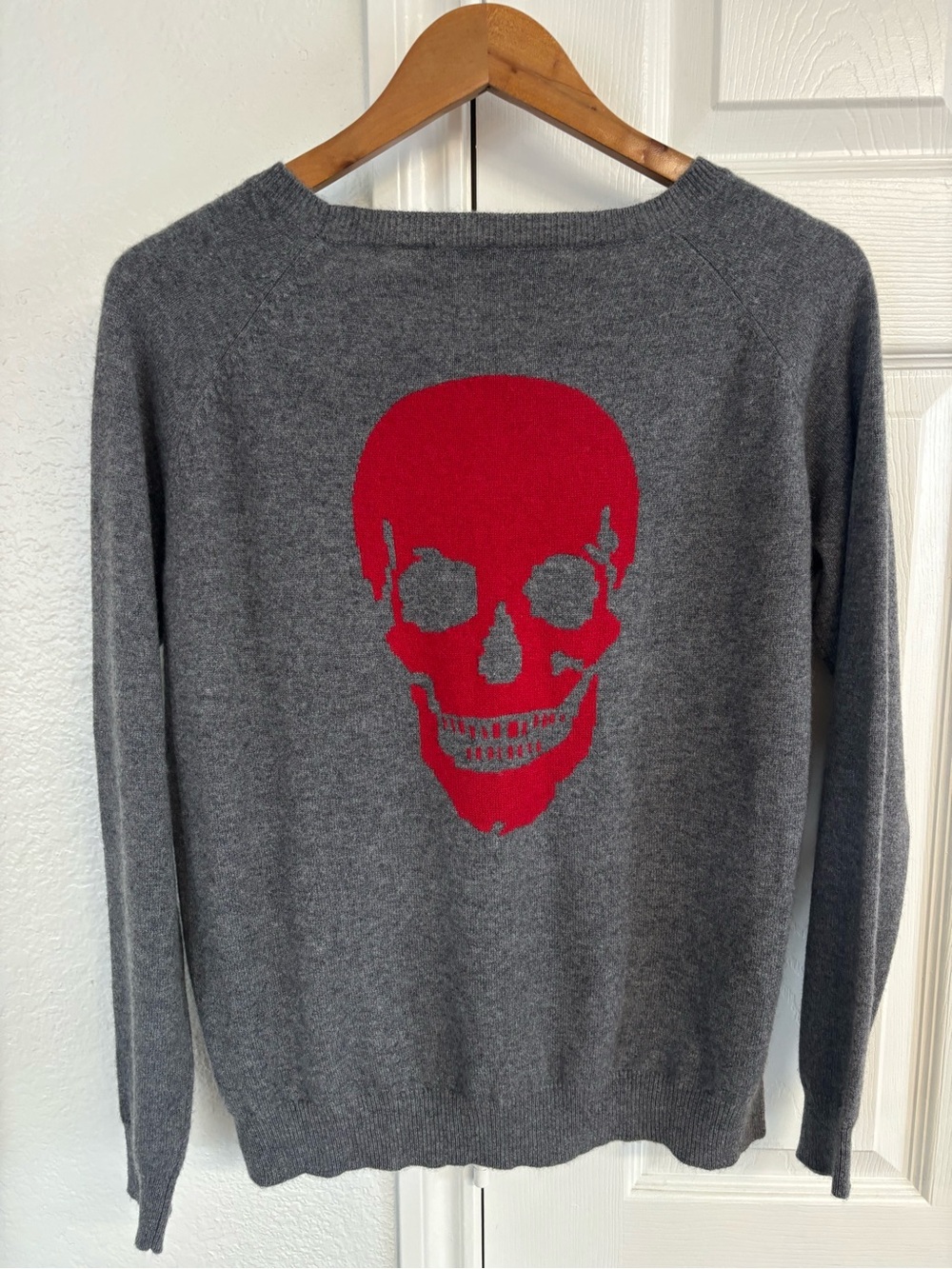360 Cashmere Red Skull Gray Sweater Size M